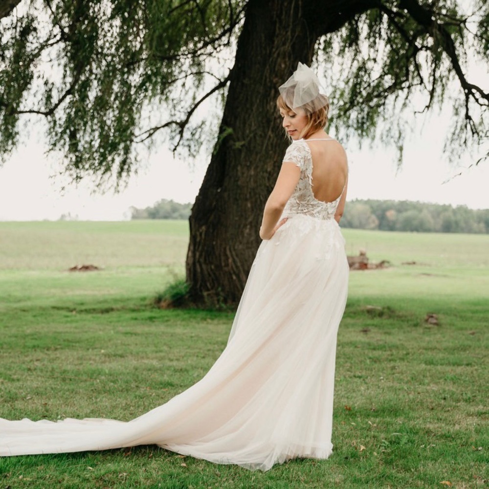 Romantic Dreamy Calla Blanche L’amour Wedding Dress LA7271 Size 10